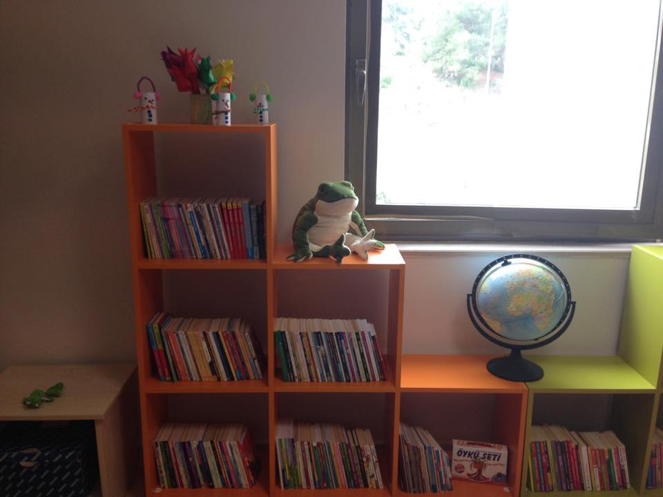 Mersin Devlet Hastanesi Koridor Kütüphanemiz